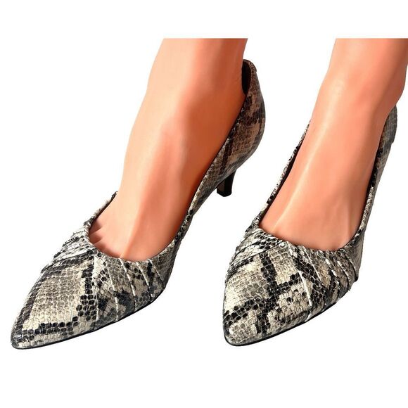 Clarks Collection Slip On Kitten Heels Leather Snake Skin Print Pump Women's 7 M - Picture 2 of 12